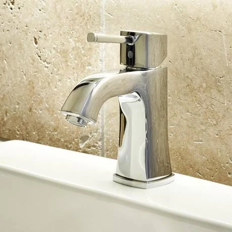 Grohe Grandera Mono Basin Mixer - Chrome - 23310000 2 Grohe Grandera Mono Basin Mixer - Chrome - 23310000 - Image 2