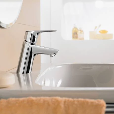 Hansgrohe Focus Single Lever Basin Mixer 70 without Waste (min. 0.5 Bar) - 31733010 2 Hansgrohe Focus Single Lever Basin Mixer 70 without Waste (min. 0.5 Bar) - 31733010 - Image 2