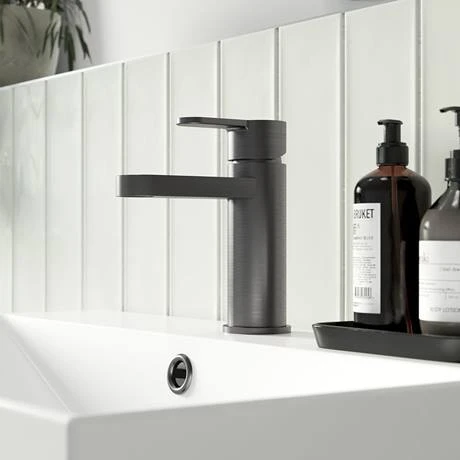 Venice Giro Gunmetal Grey Mono Basin Mixer with Push Button Waste 2 Venice Giro Gunmetal Grey Mono Basin Mixer with Push Button Waste - Image 2